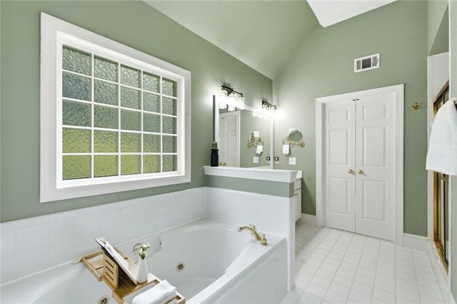 2482 Manor Walk, Decatur, GA 30030