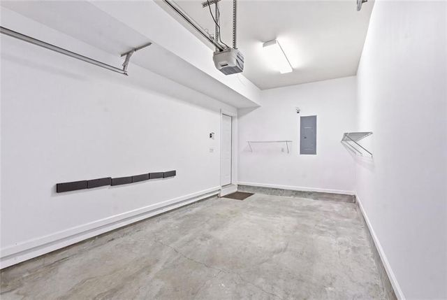 2482 Manor Walk, Decatur, GA 30030