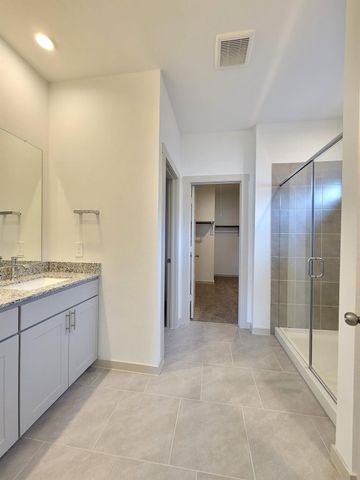 4915 Pine Haven Lane, Fresno, TX 77545