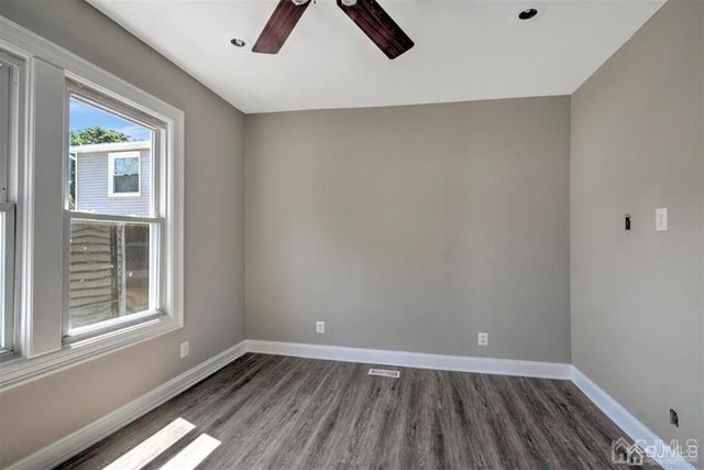 8 Dolan Avenue A, Sayreville, NJ 08859