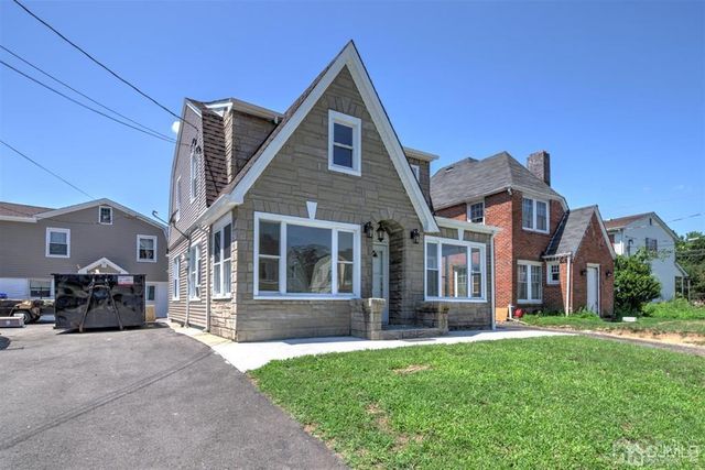 8 Dolan Avenue A, Sayreville, NJ 08859