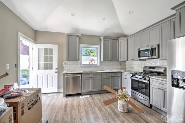 8 Dolan Avenue A, Sayreville, NJ 08859