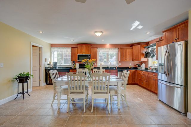 196 E Main St Unit 10, Conway, NH 03818