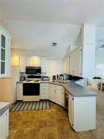 627 ARNOLD PALMER DRIVE, Davenport, FL 33837