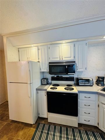 627 ARNOLD PALMER DRIVE, Davenport, FL 33837