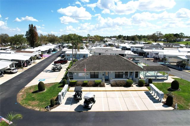 627 ARNOLD PALMER DRIVE, Davenport, FL 33837