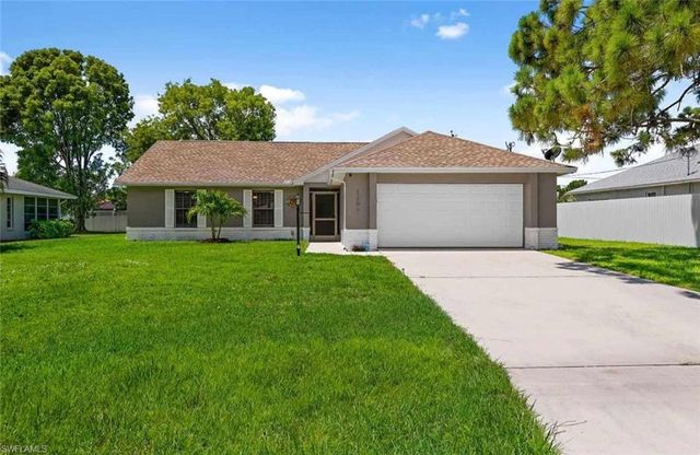 2206 SE 4th ST, Cape Coral, FL 33990