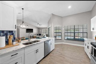 2206 SE 4th ST, Cape Coral, FL 33990