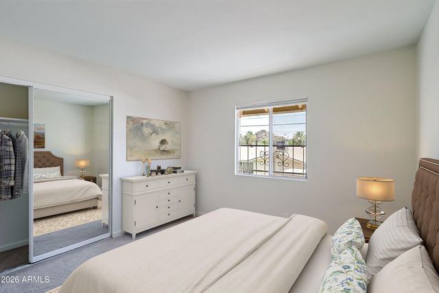 1237 E LAWRENCE Lane, Phoenix, AZ 85020