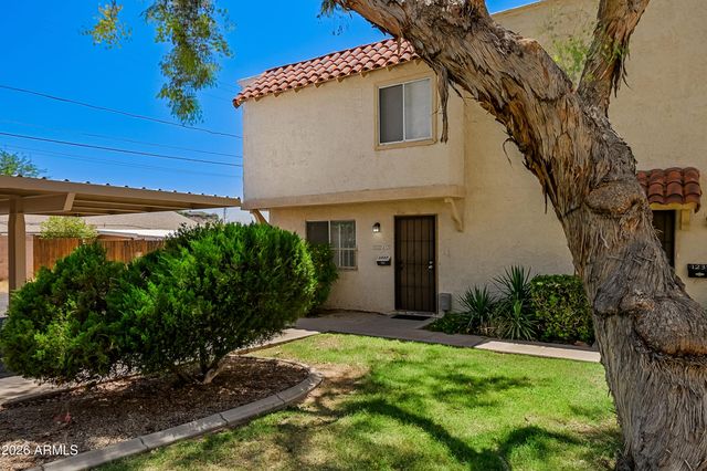1237 E LAWRENCE Lane, Phoenix, AZ 85020