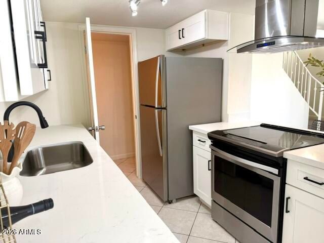 1237 E LAWRENCE Lane, Phoenix, AZ 85020