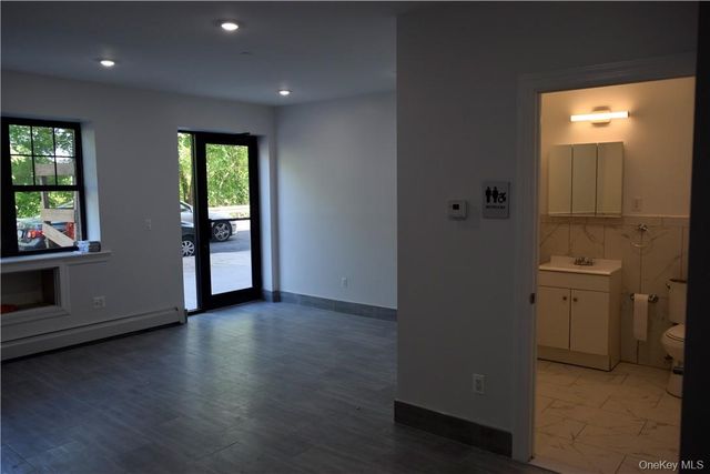 2115 Burr Avenue Fl 1, Bronx, NY 10461