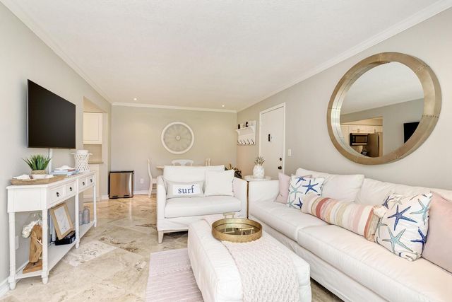 5683 Midnight Pass Road 105, Sarasota, FL 34242