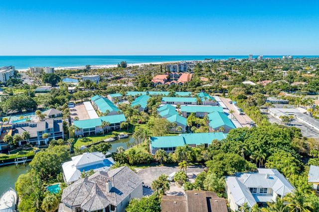 5683 Midnight Pass Road 105, Sarasota, FL 34242