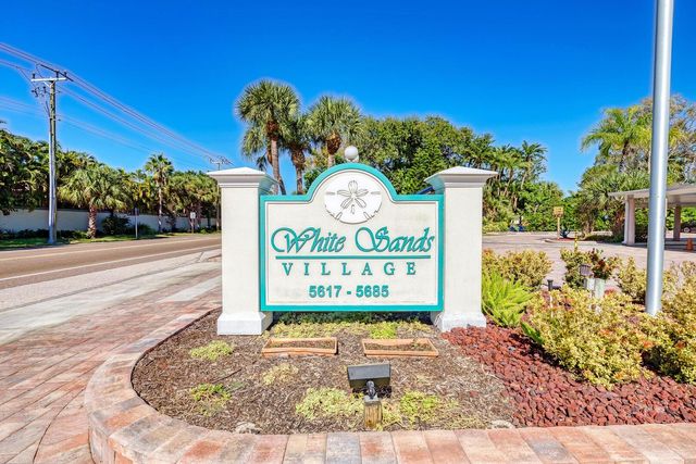 5683 Midnight Pass Road 105, Sarasota, FL 34242