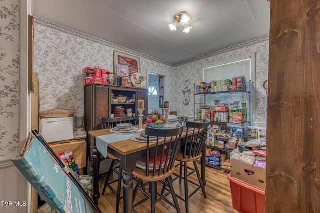 315 Southwest Lowry Drive, Abingdon, VA 24210