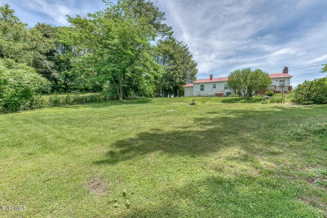 315 Southwest Lowry Drive, Abingdon, VA 24210