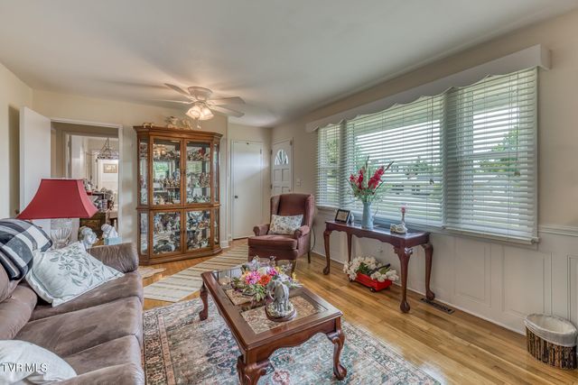 315 Southwest Lowry Drive, Abingdon, VA 24210