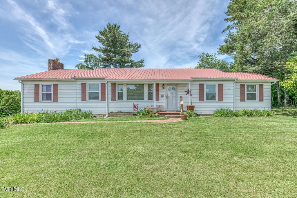 315 Southwest Lowry Drive, Abingdon, VA 24210