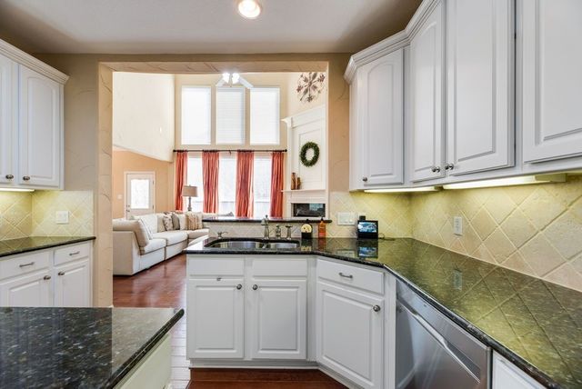 226 Venice Trail, Lewisville, TX 75067