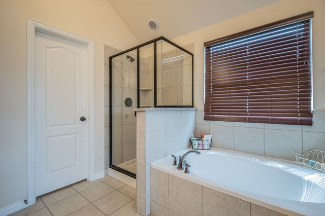 441 Rockaway Drive, Midlothian, TX 76065
