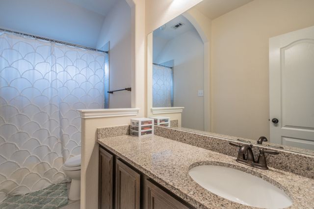 441 Rockaway Drive, Midlothian, TX 76065