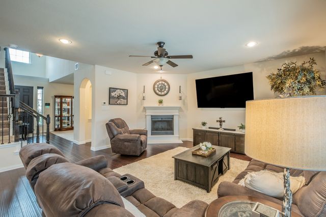 441 Rockaway Drive, Midlothian, TX 76065