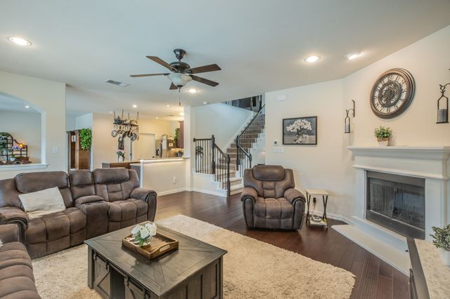 441 Rockaway Drive, Midlothian, TX 76065