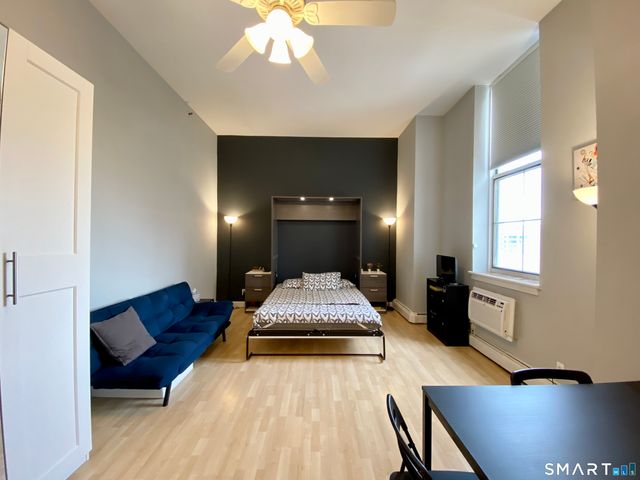 124 Court Street 605, New Haven, CT 06510