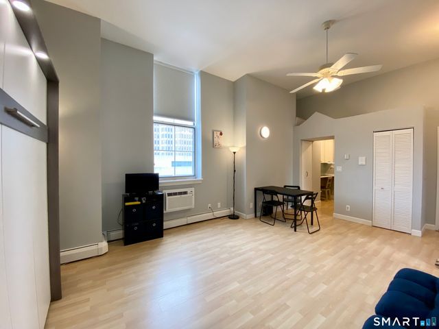 124 Court Street 605, New Haven, CT 06510