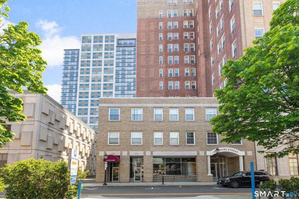 124 Court Street 605, New Haven, CT 06510