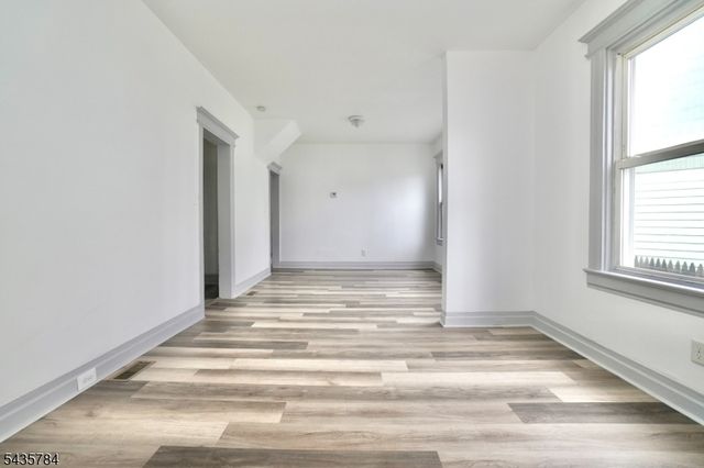 240 Sunset Ave, Newark City, NJ 07106