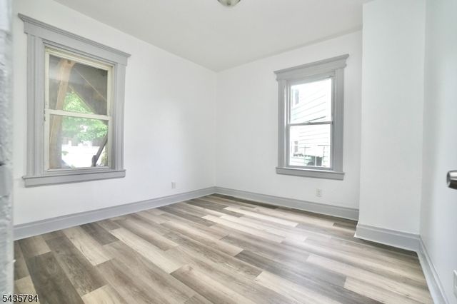 240 Sunset Ave, Newark City, NJ 07106