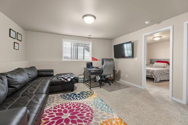 2171 Allison Lane W, West Fargo, ND 58078