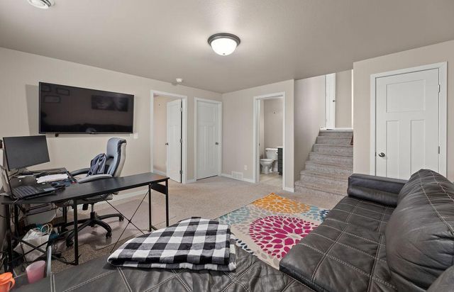 2171 Allison Lane W, West Fargo, ND 58078