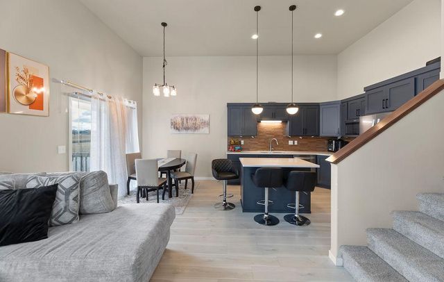 2171 Allison Lane W, West Fargo, ND 58078