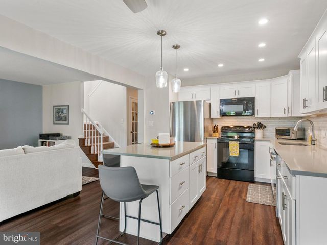 206 SAND CT, Ephrata, PA 17522