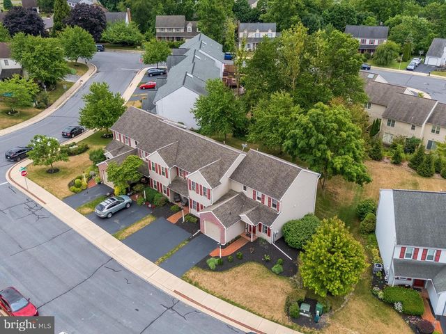 206 SAND CT, Ephrata, PA 17522