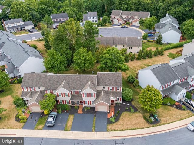 206 SAND CT, Ephrata, PA 17522