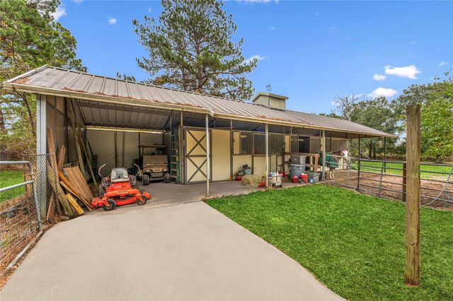 1019 Towering Oaks Street, Magnolia, TX 77355