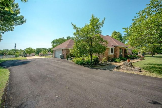 621 New Hope Road E, New Hope, TX 75071