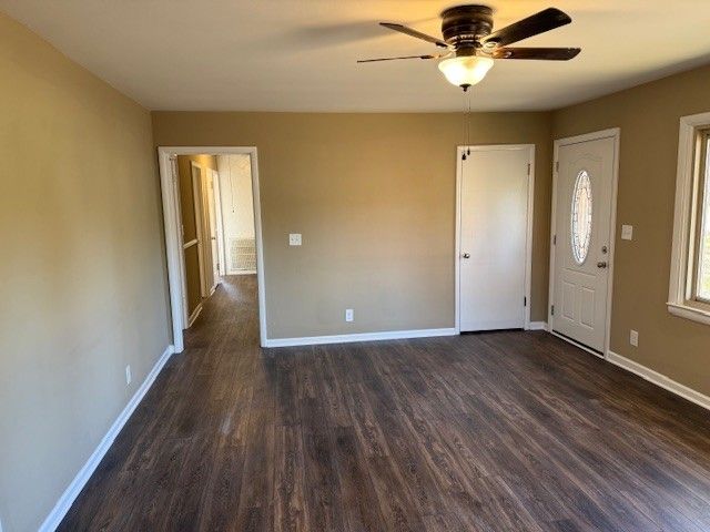 406 Foxboro Ln, Tullahoma, TN 37388