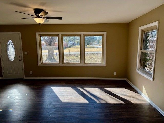 406 Foxboro Ln, Tullahoma, TN 37388