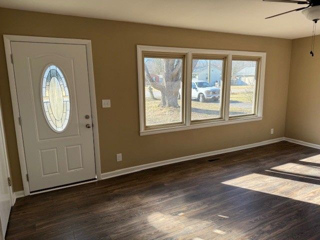 406 Foxboro Ln, Tullahoma, TN 37388