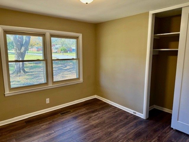 406 Foxboro Ln, Tullahoma, TN 37388