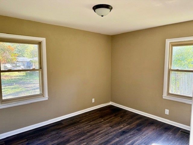 406 Foxboro Ln, Tullahoma, TN 37388