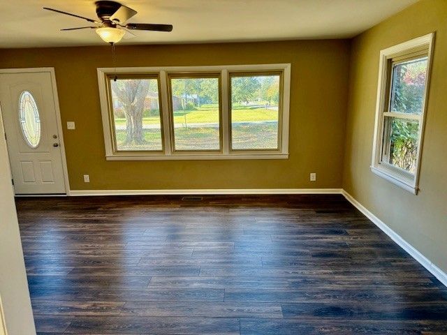 406 Foxboro Ln, Tullahoma, TN 37388