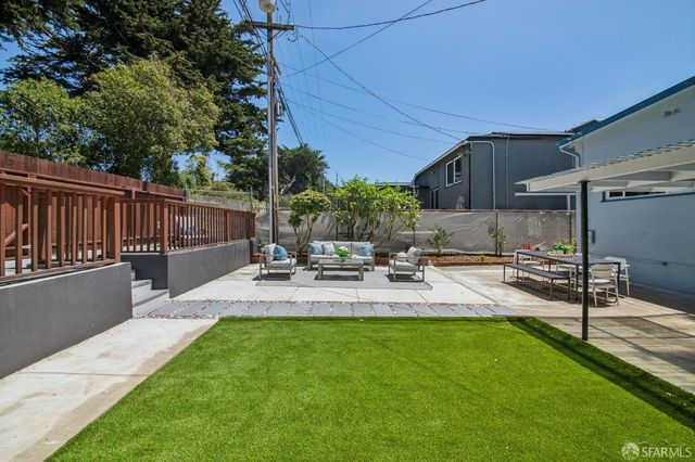 98 Wilshire Avenue, Daly City, CA 94015