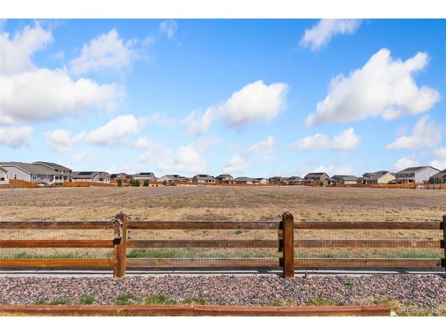 2995 E 160th Pl, Thornton, CO 80602