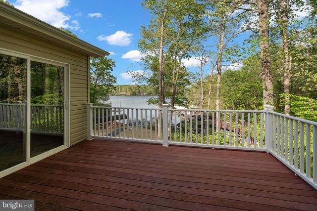 172 HEMLOCK FRST, Mineral, VA 23117